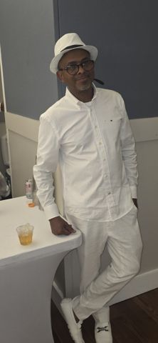 All White Party 2026